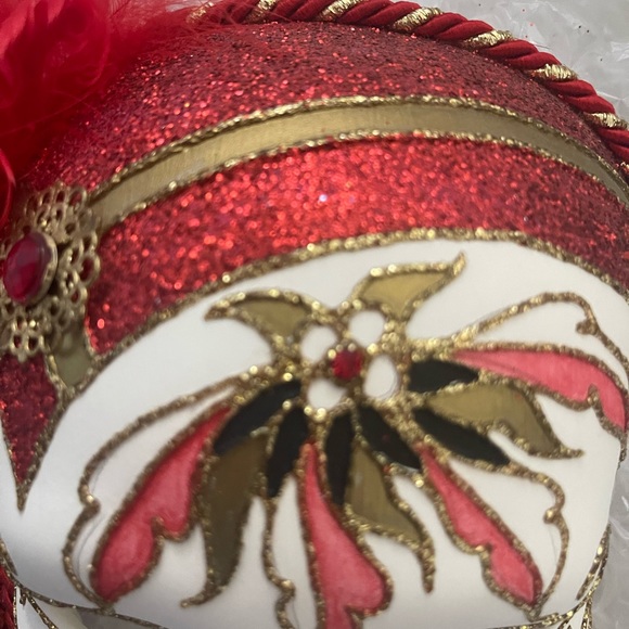 Freaky Porcelain Mask - Picture 5 of 5